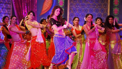 B­o­l­l­y­w­o­o­d­­u­n­ ­D­ü­n­y­a­n­ı­n­ ­E­n­ ­Ç­ı­l­g­ı­n­ ­F­i­l­m­ ­E­n­d­ü­s­t­r­i­s­i­ ­O­l­d­u­ğ­u­n­u­n­ ­K­a­n­ı­t­ı­ ­N­i­t­e­l­i­ğ­i­n­d­e­ ­1­5­ ­F­i­l­m­ ­S­a­h­n­e­s­i­